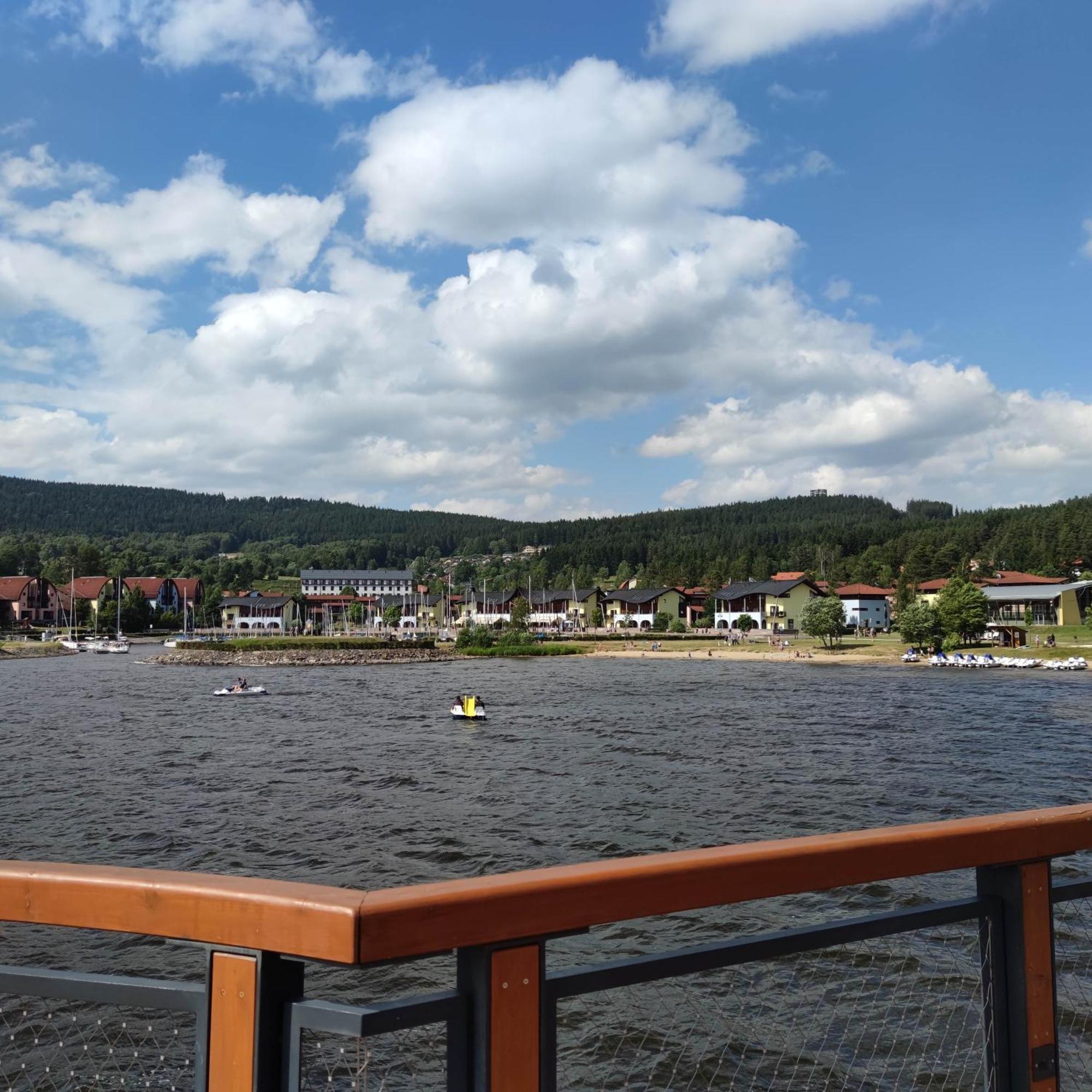 U Machacku - Lipno Apartment Lipno nad Vltavou Luaran gambar