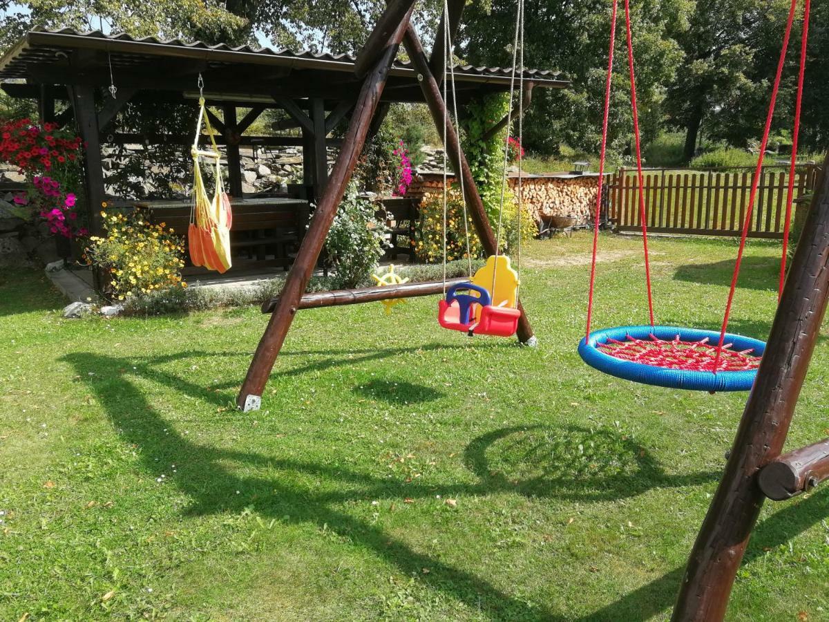 U Machacku - Lipno Apartment Lipno nad Vltavou Luaran gambar